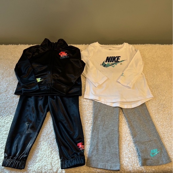 Bundle of 2 Nike Coordinating Outfits Girl’s Size 18 Mo Long Sleeve Shirt/Pants - Picture 2 of 16